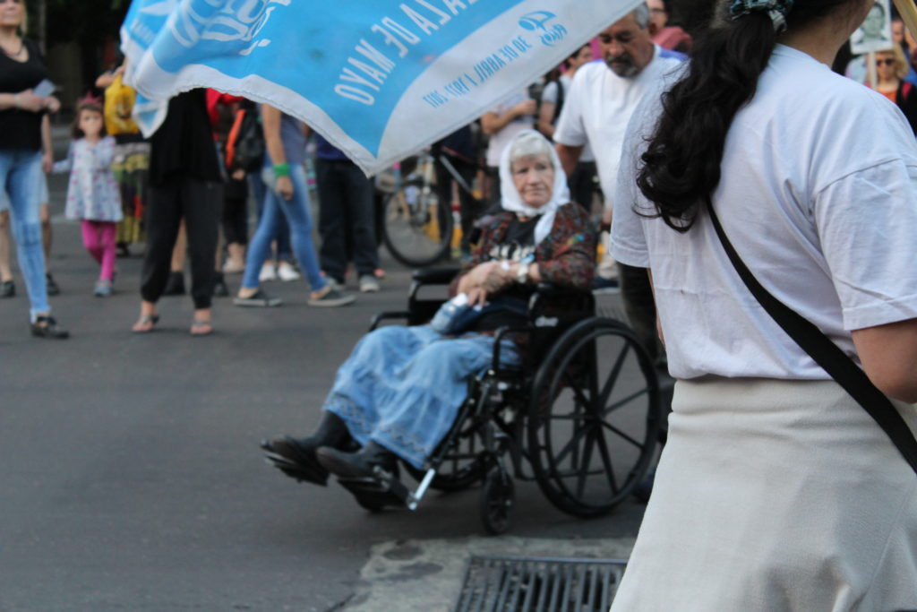 Agustina en la Marcha a 43 años de Golpe cívico militar. 24 de marzo de 2019